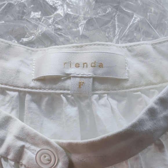 Tuck frill Collar - Picture 8 of 9